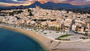 Torrescamara Altea Regeneración del frente litoral y reforma del paseo marítimo de Altea / Regeneration of the coastal front and renovation of the seafront promenade in Altea